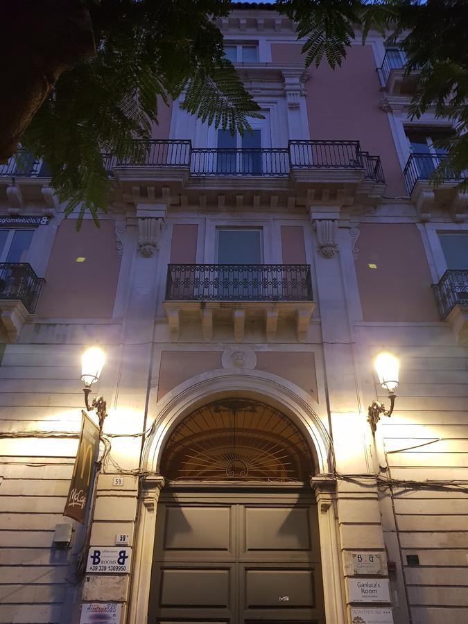 Bed and Breakfast Cortile Stesicoro Catania Exterior foto